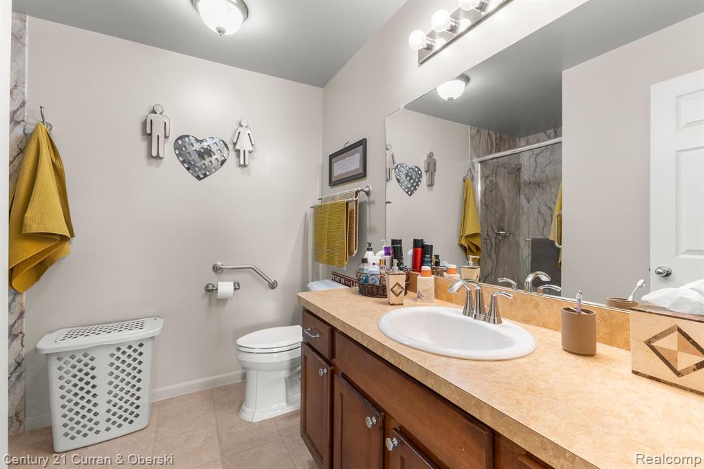 40563 BLYTHEFIELD Lane, Canton, MI 48188 — Photo 25