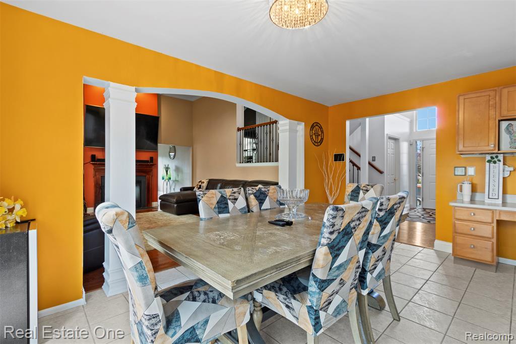 43275 Pond Bluff Drive, Belleville, MI 48111 — Photo 10
