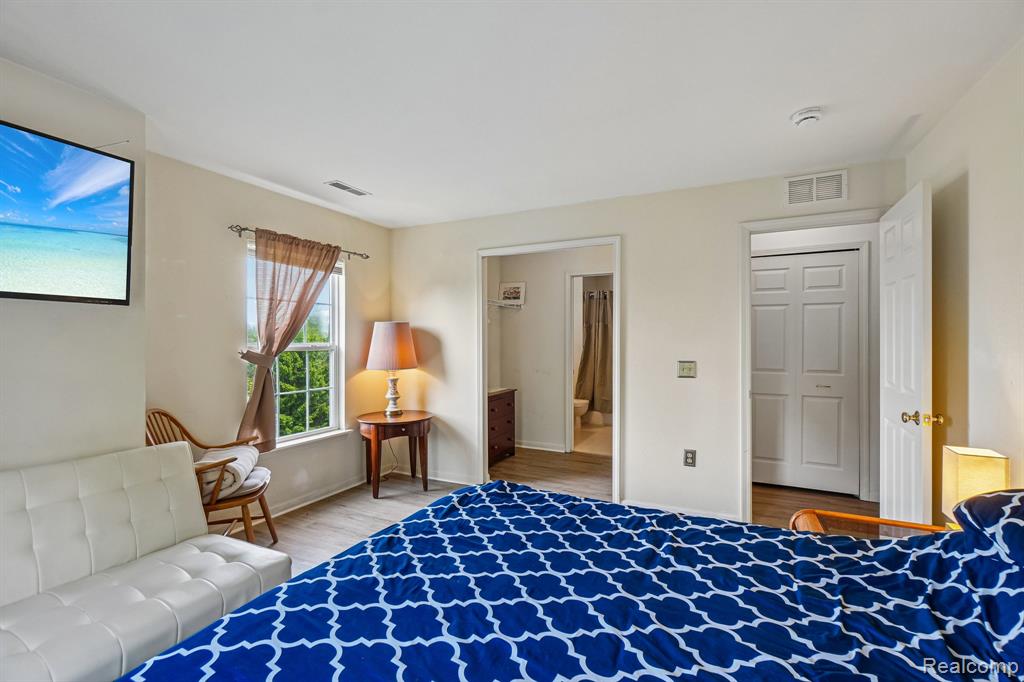 15240 Silver Parkway, APT 306, Fenton, MI 48430 — Photo 20