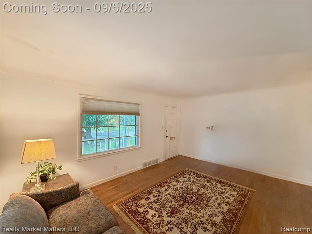418 Chalmers Street, Flint, MI 48503 — Photo 4