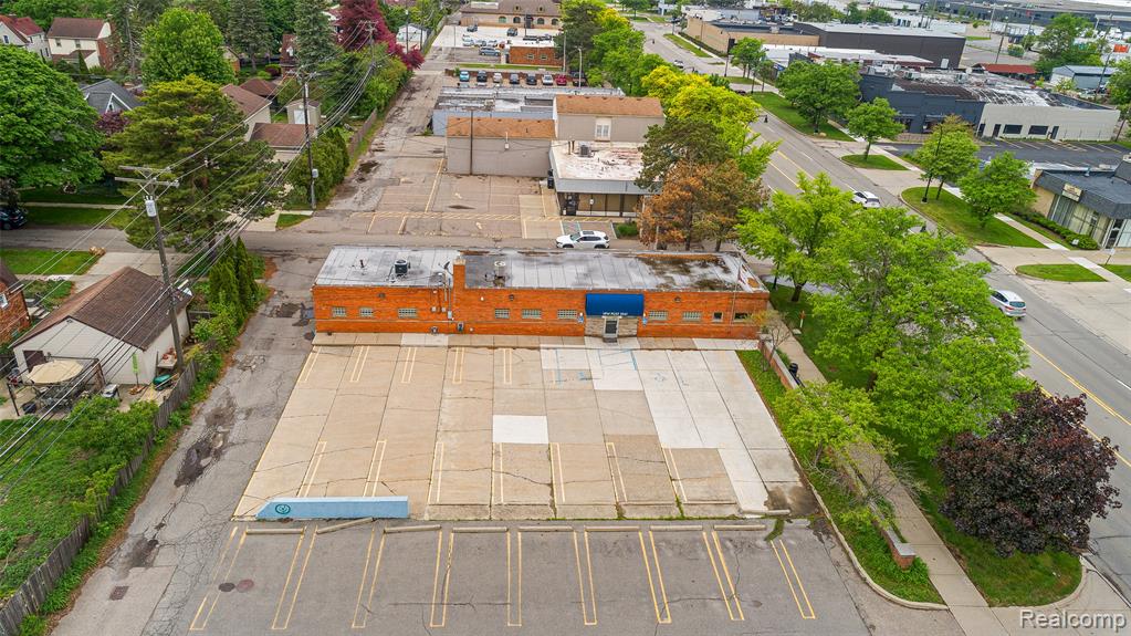 31611 Plymouth Road, Livonia, MI 48150