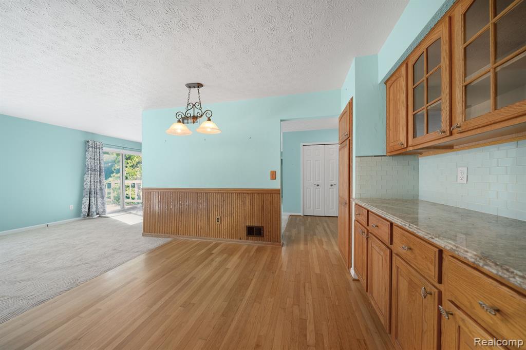 422 THORNEHILL Trail, Oxford, MI 48371 — Photo 12