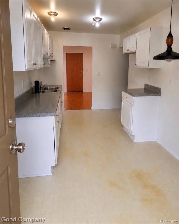 8401 18 Mile Road, 238, Sterling Heights, MI 48313 — Photo 2