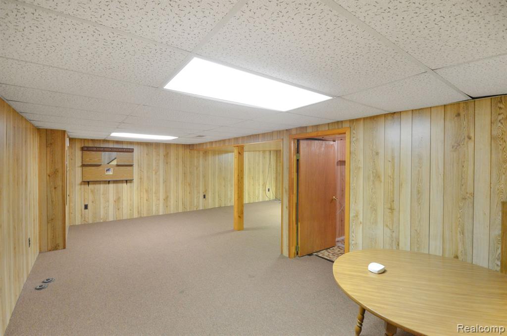 40509 Irval Drive, Sterling Heights, MI 48313 — Photo 24
