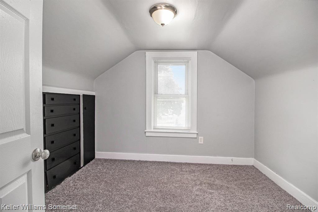 8457 Meadow Avenue, Warren, MI 48089 — Photo 10