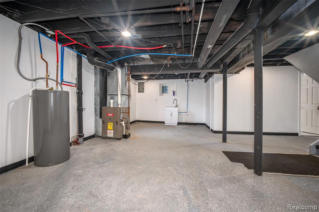 708 Webb Street, Detroit, MI 48202 — Photo 25