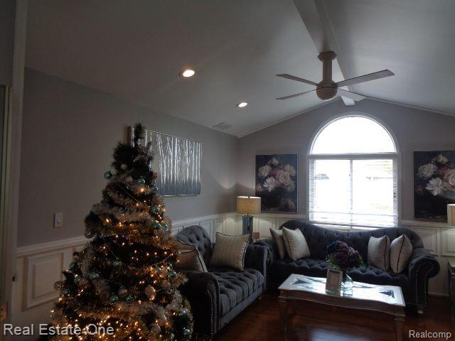 29441 LAUREL Drive, Farmington Hills, MI 48331 — Photo 22
