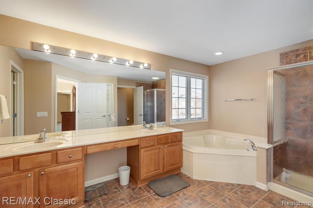 18002 STONEBROOK Drive, Northville, MI 48168 — Photo 37