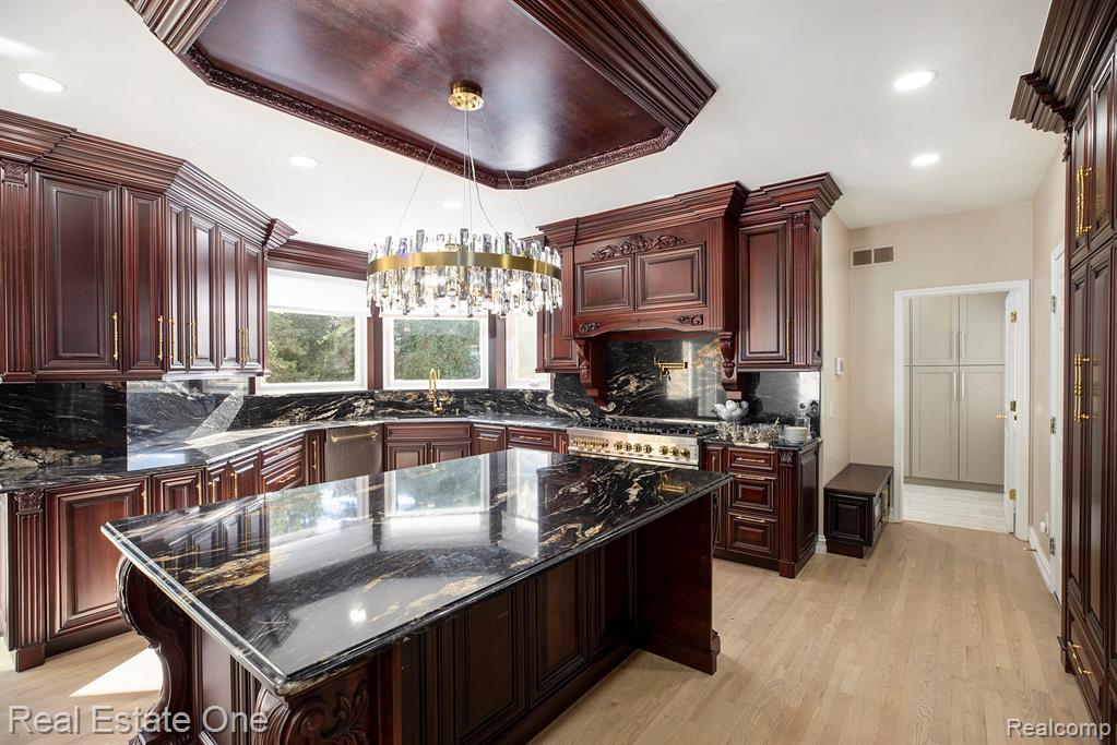 54782 Whitby Way, Shelby Twp, MI 48316 — Photo 14