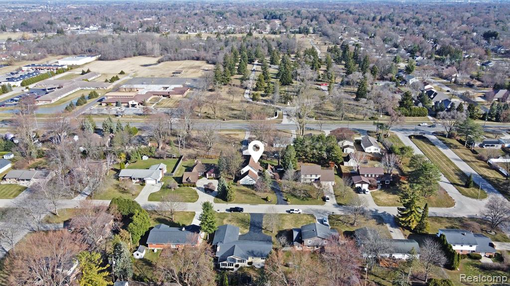 4704 CRUTCHFIELD Drive, Saginaw, MI 48638 — Photo 46