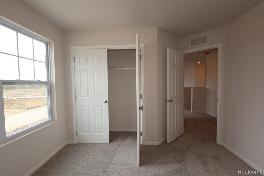 642 Harvest Way, Chelsea, MI 48118 — Photo 14