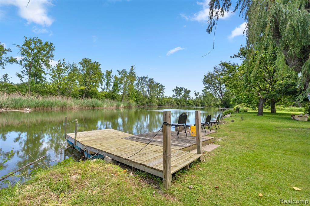 7215 S HURON RIVER Drive, South Rockwood, MI — Photo 41