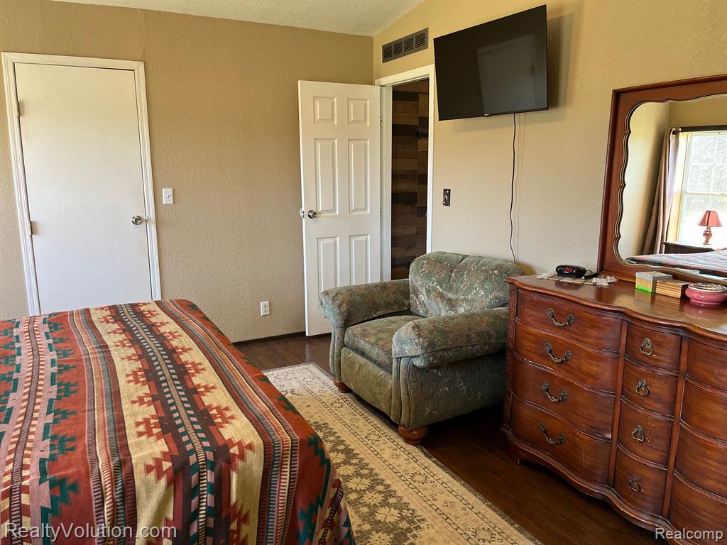 1736 WHEELING Road, Imlay City, MI 48444 — Photo 17