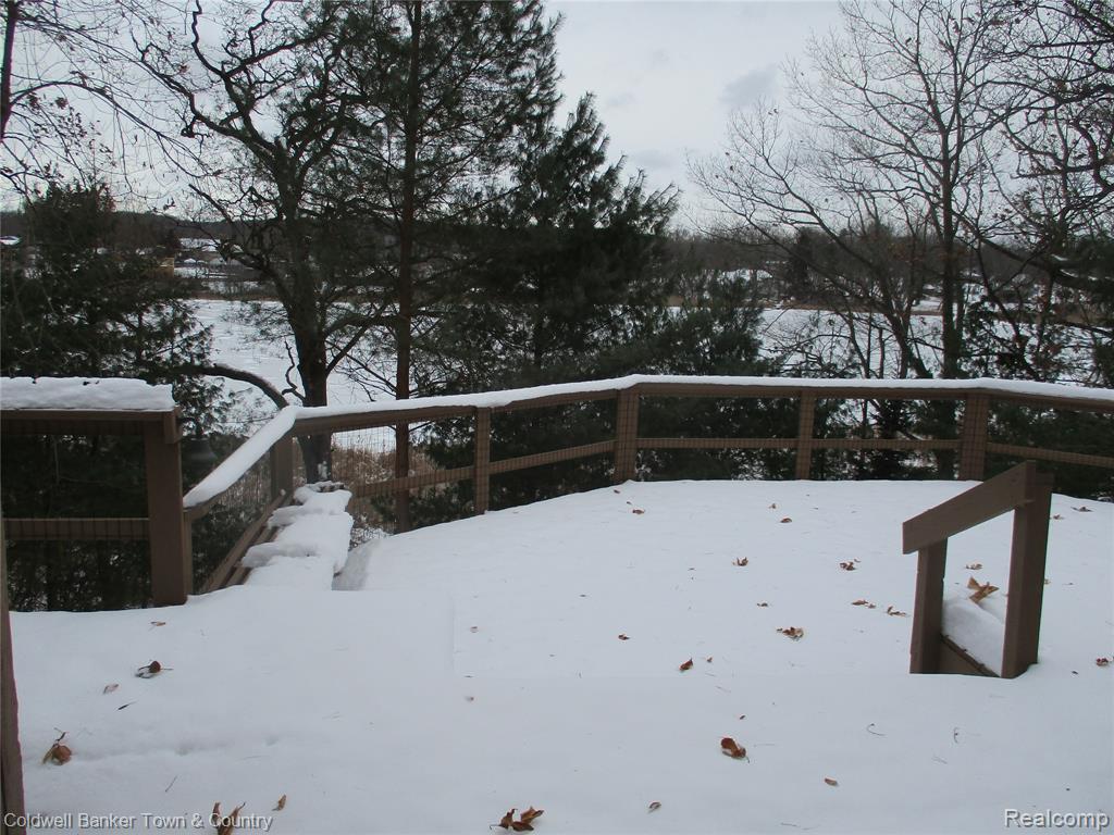 9102 Lake Crest Drive, Whitmore Lake, MI 48189 — Photo 13