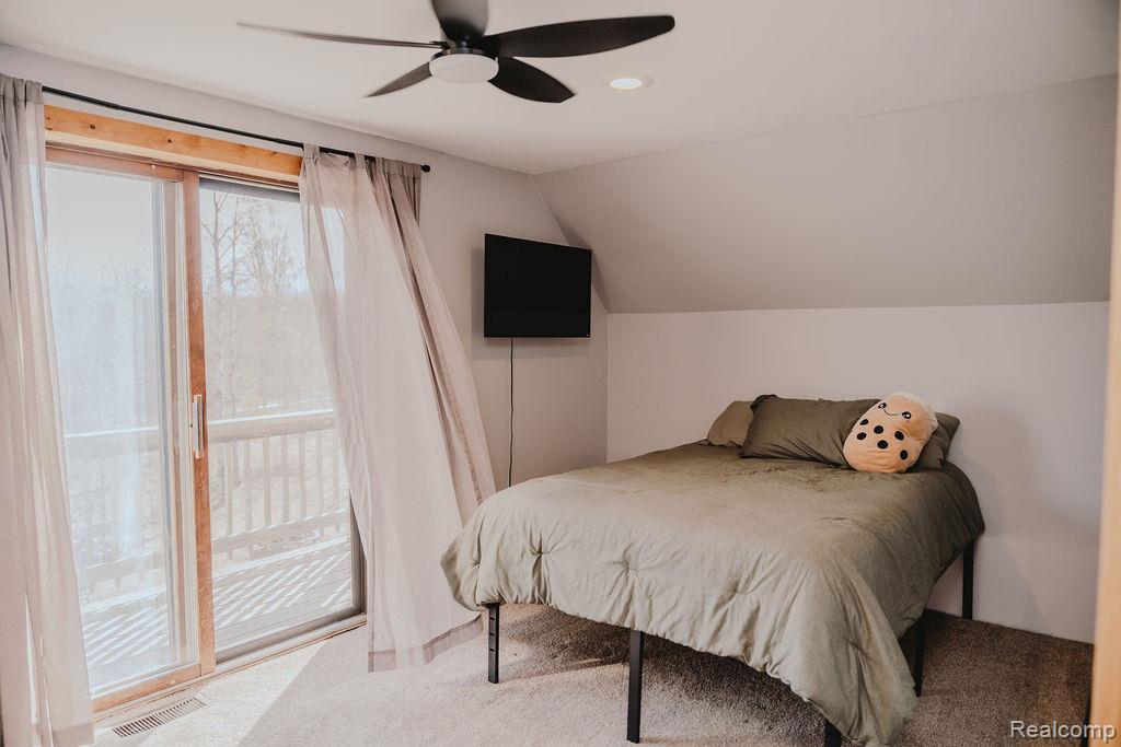 7186 Pineview Drive, Mancelona, MI 49659 — Photo 33