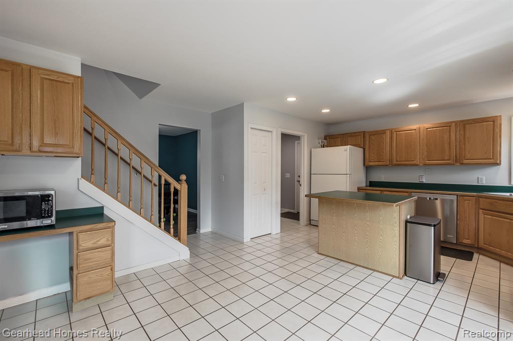 8088 Denton Hill Road, Fenton, MI 48430 — Photo 10