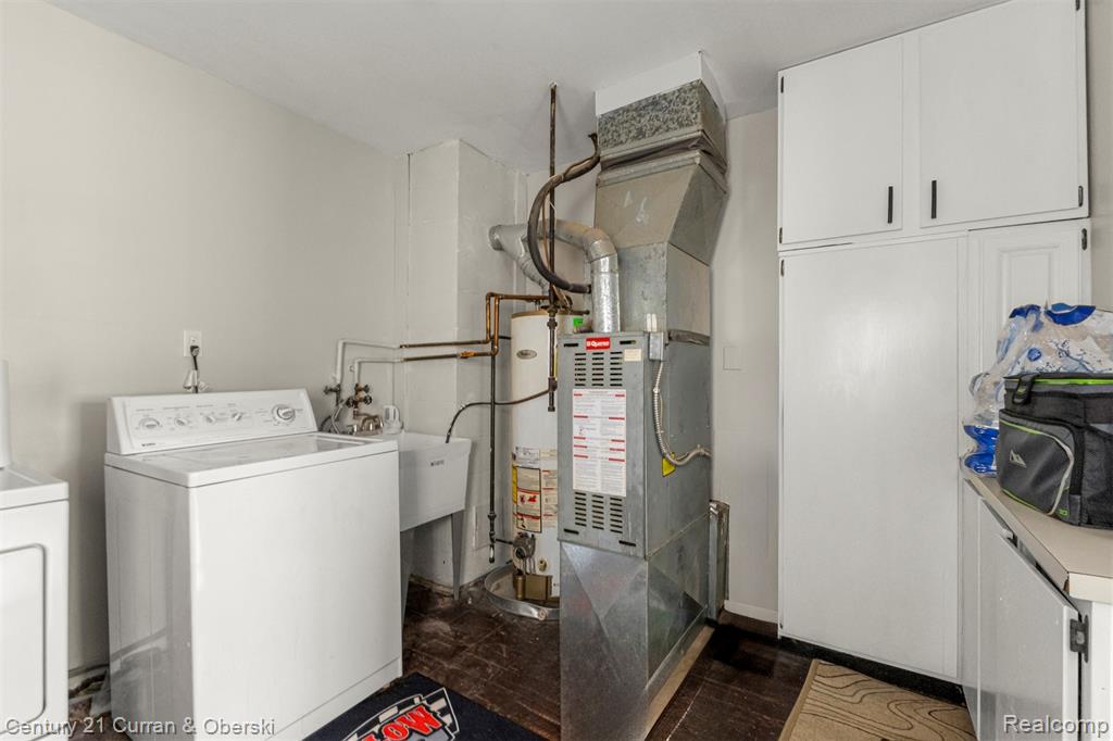 27423 Groveland Street, Madison Heights, MI 48071 — Photo 17