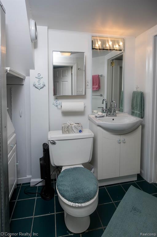 105 Gratiot Boulevard, Marysville, MI 48040 — Photo 24