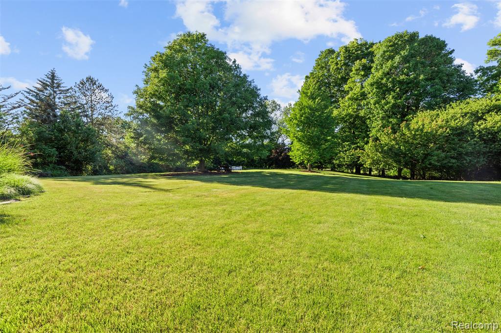 8861 Pleasantview, Northville, MI 48168 — Photo 56