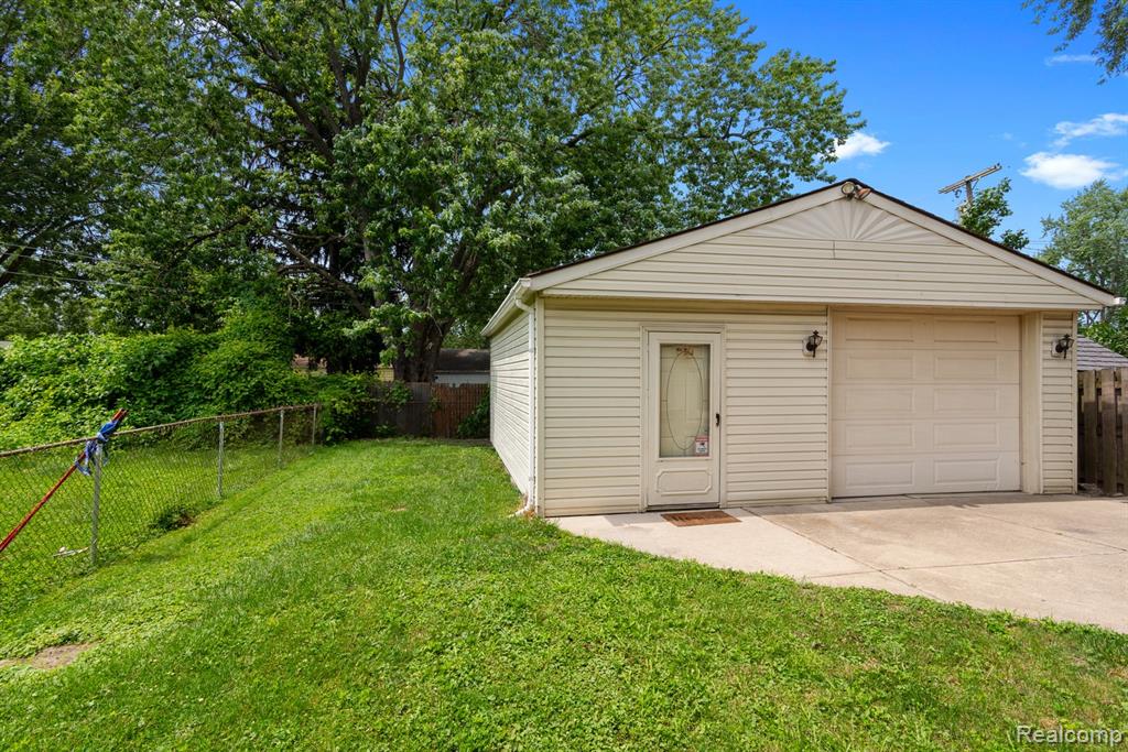 6140 Harold Street, Taylor, MI 48180 — Photo 24