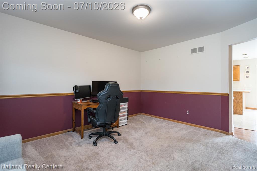 48634 Lafayette Drive, Macomb, MI 48044 — Photo 6