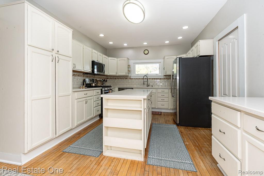 629 N Calhoun Street, Lapeer, MI 48446 — Photo 18