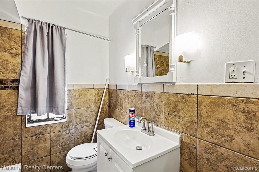 20015 Stotter Street, Detroit, MI 48234 — Photo 8