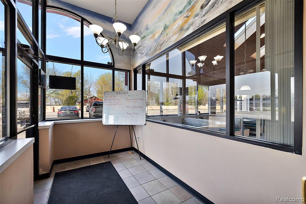 37116 S Groesbeck Highway, Clinton Twp, MI 48036 — Photo 23