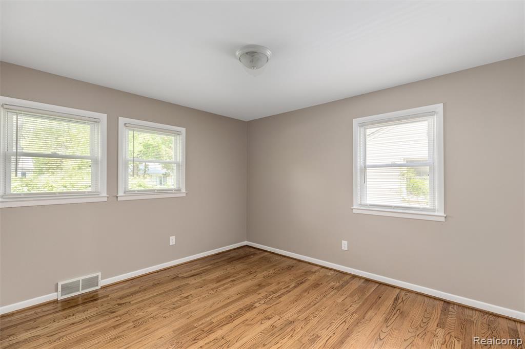 4410 Rosewold Avenue, Royal Oak, MI 48073 — Photo 15