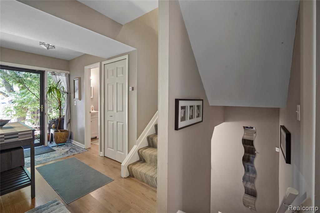 2626 Traver Boulevard, Ann Arbor, MI 48105 — Photo 9