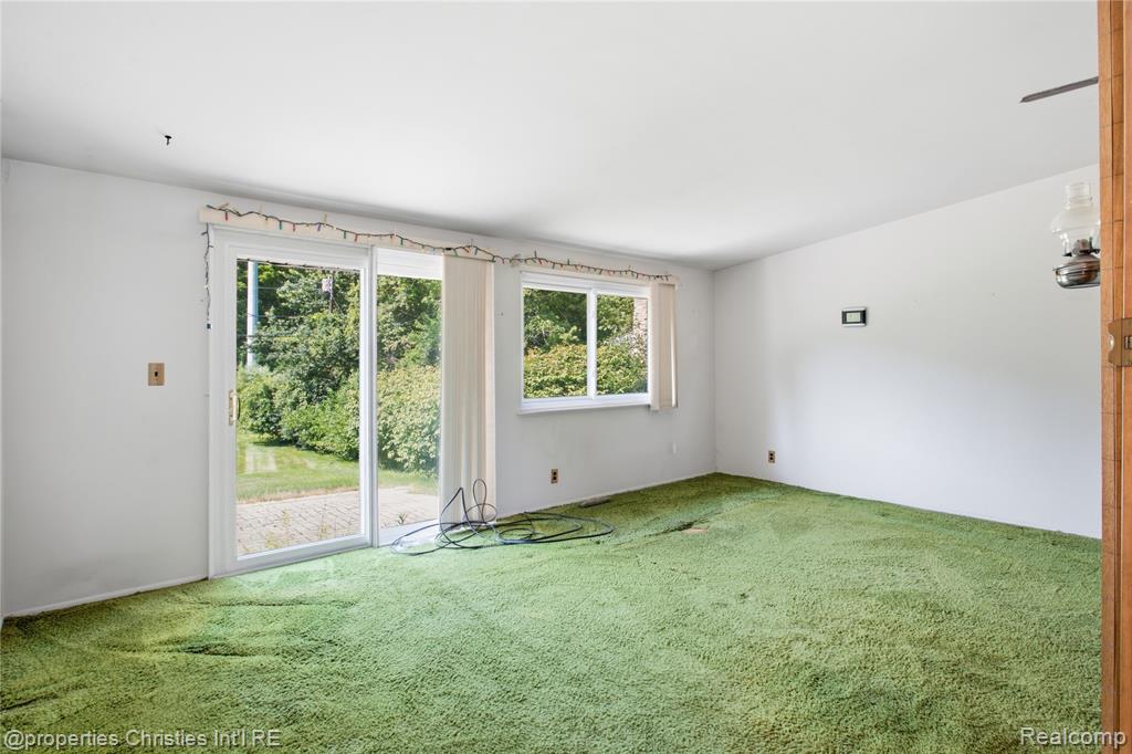 594 Provincetown Road, Auburn Hills, MI 48326 — Photo 13