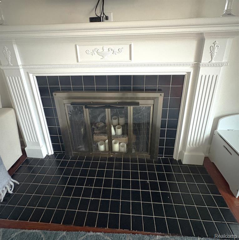 409 Belanger Street, Grosse Pointe Farms, MI 48326 — Photo 8