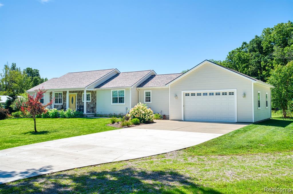 10031 IOSCO RIDGE Drive, Gregory, MI 48137 — Photo 65
