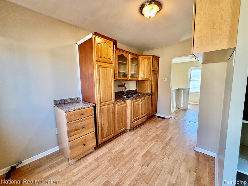 22778 Tuscany Avenue, Eastpointe, MI 48021 — Photo 7