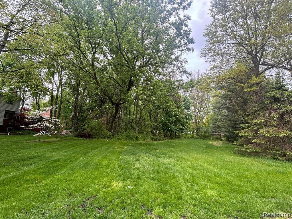 5961 woodmire, Shelby Twp, MI 48316
