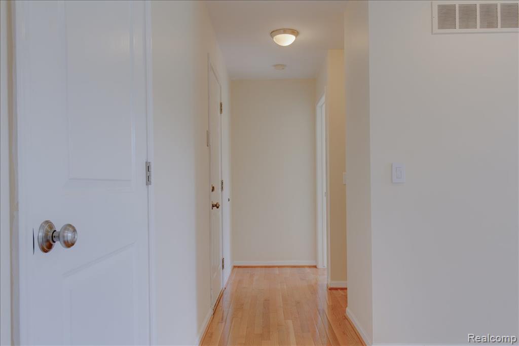 45898 Grant Court, Macomb, MI 48044 — Photo 18