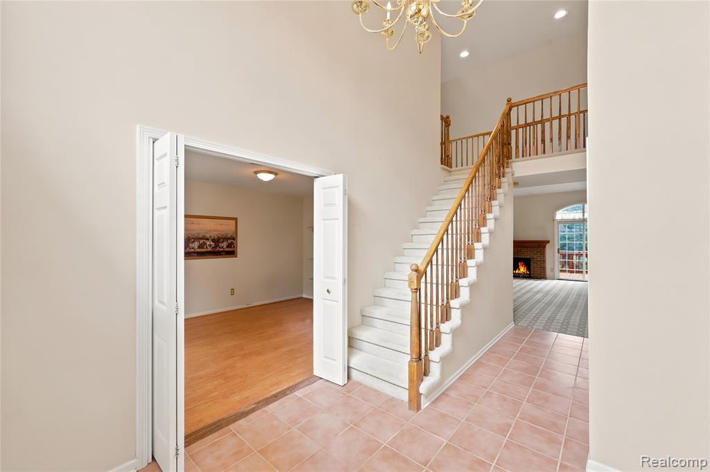 54698 Bellingham Drive, 56, Utica, MI 48316 — Photo 4