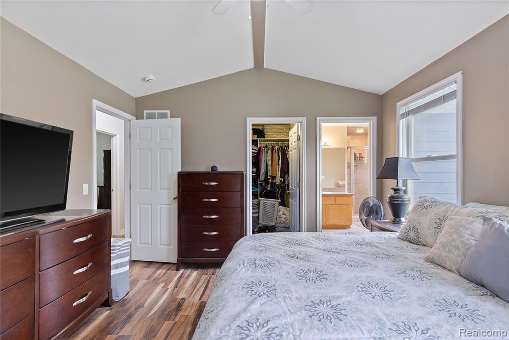 39650 Macomber Street, Harrison Township, MI — Photo 16