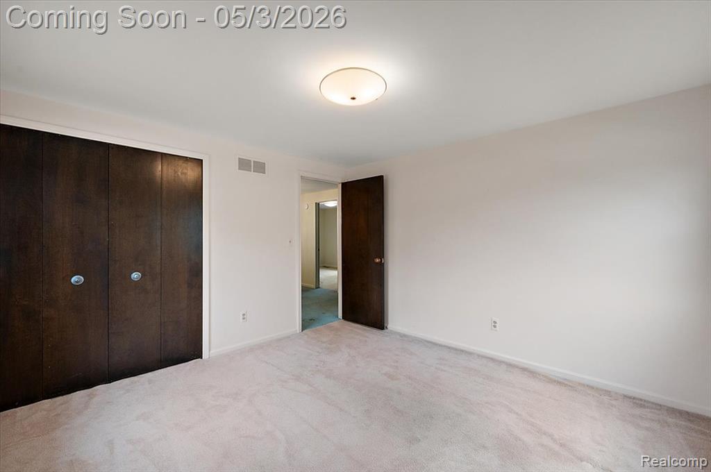 4821 School Bell Lane, Bloomfield Hills, MI 48301 — Photo 33