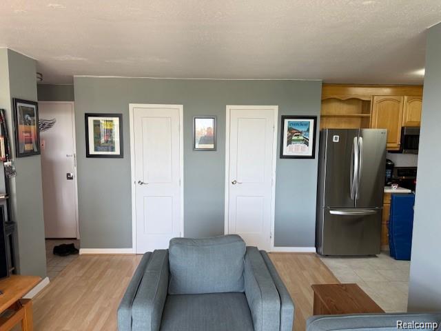 8900 E Jefferson Avenue, 916, Detroit, MI 48214 — Photo 3