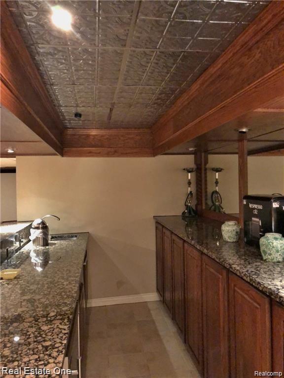 5846 CLEARVIEW Drive, Troy, MI 48098 — Photo 36