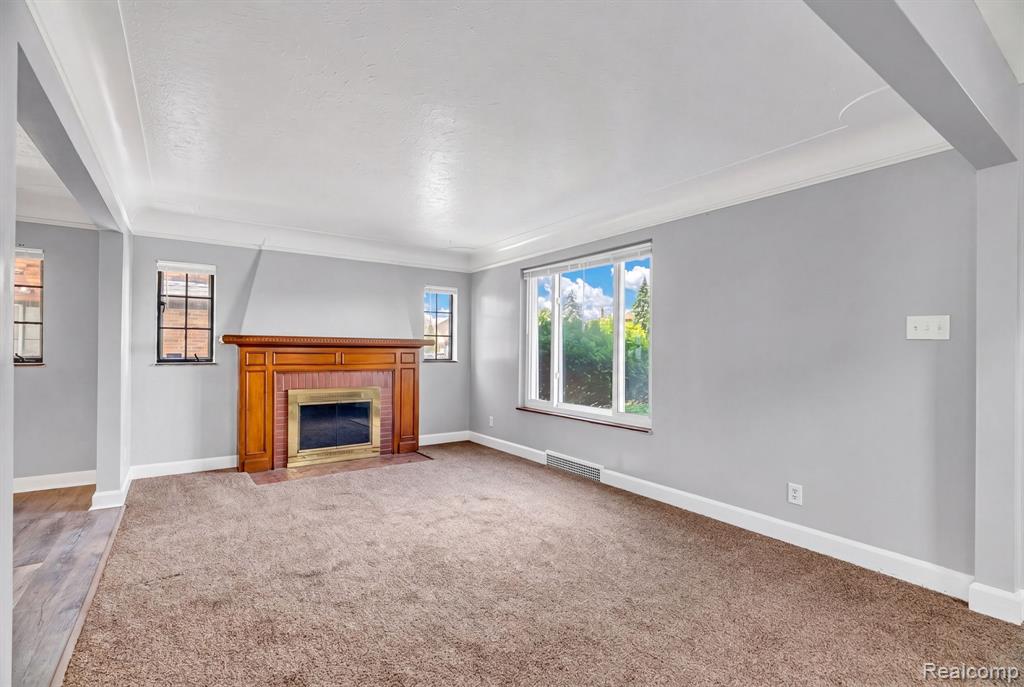 8262 E Outer Drive, Detroit, MI 48213 — Photo 7