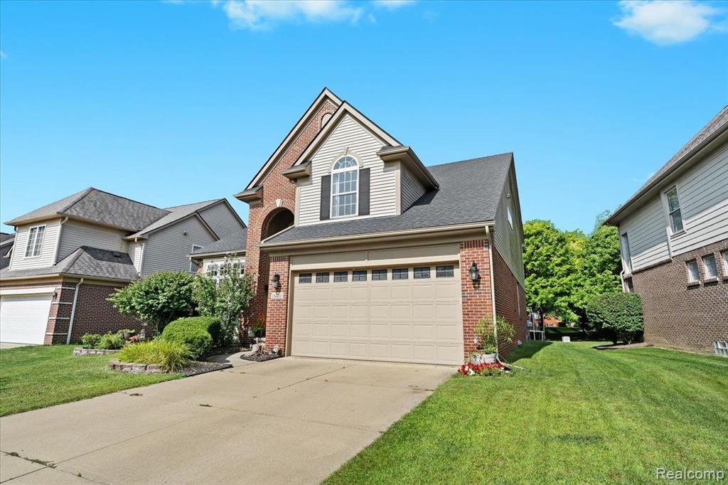 16401 LINCOLN Drive, Northville, MI 48168 — Photo 2
