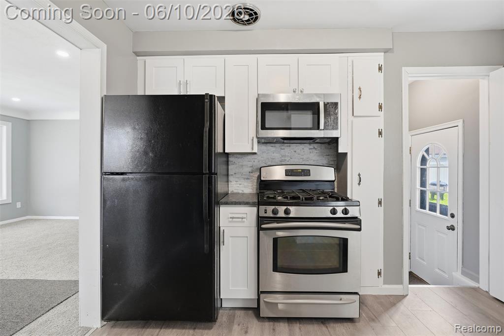 8245 Roosevelt Street, Taylor, MI 48180 — Photo 10