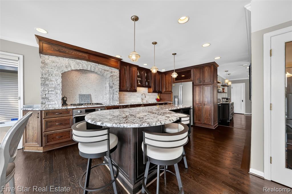 8931 Edgewood Park Drive, Commerce Twp, MI 48382 — Photo 22