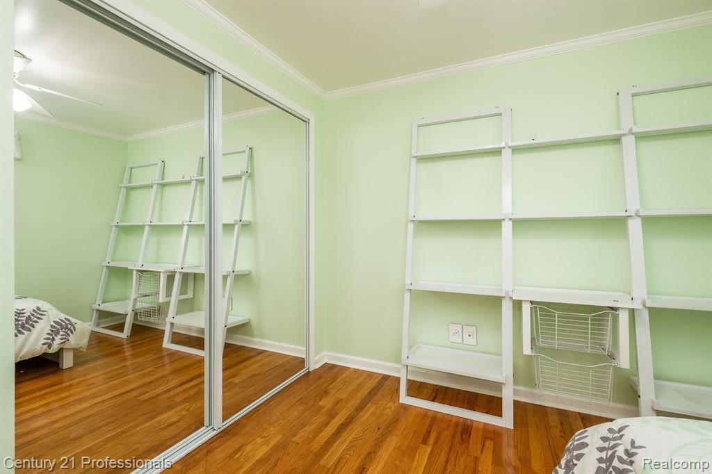 4256 BIEBER Drive, Sterling Heights, MI 48310 — Photo 31