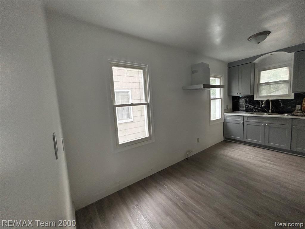 9961 N Rutland, Detroit, MI 48227 — Photo 10