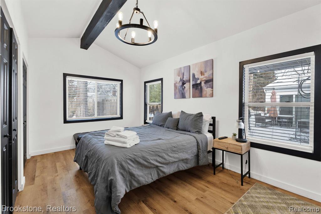 16046 W 13 Mile Road, Beverly Hills, MI 48025 — Photo 17