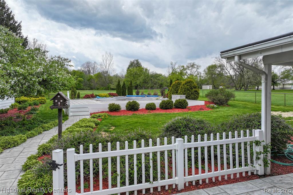4347 N Gale Road, Davison, MI 48423 — Photo 18