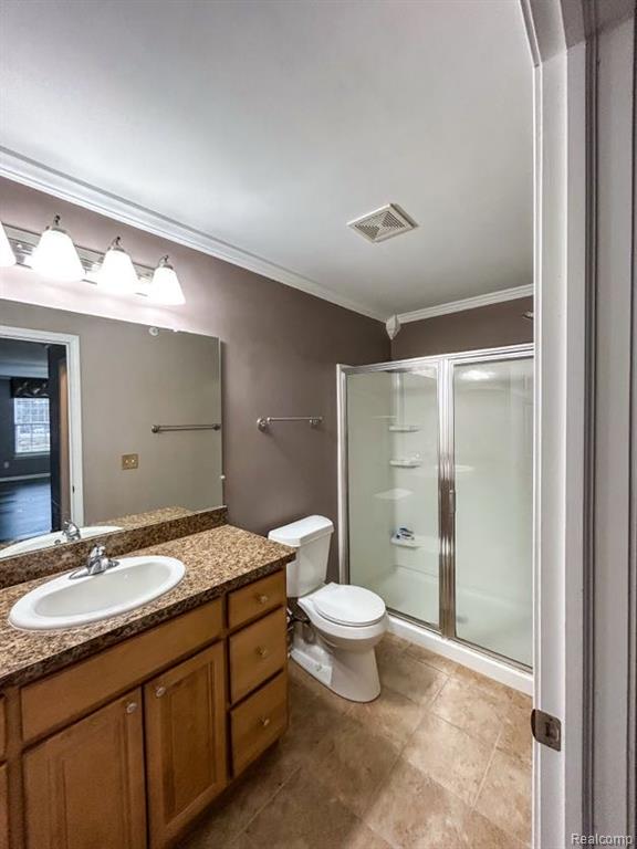 11405 N Woods Drive, Shelby Twp, MI 48317 — Photo 18